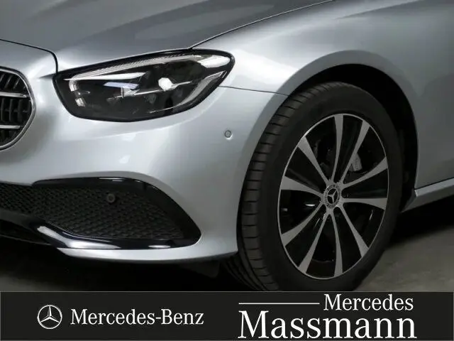 Photo 1 : Mercedes-benz Classe E 2023 Hybride