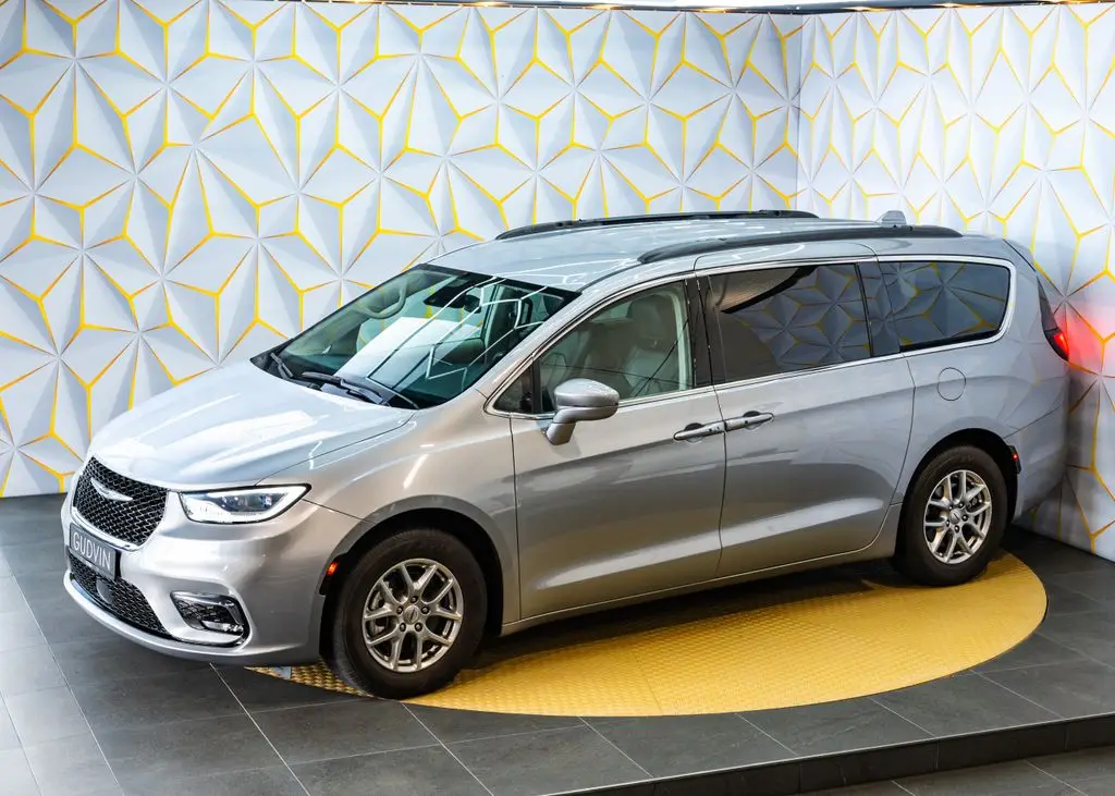 Photo 1 : Chrysler Pacifica 2021 Essence