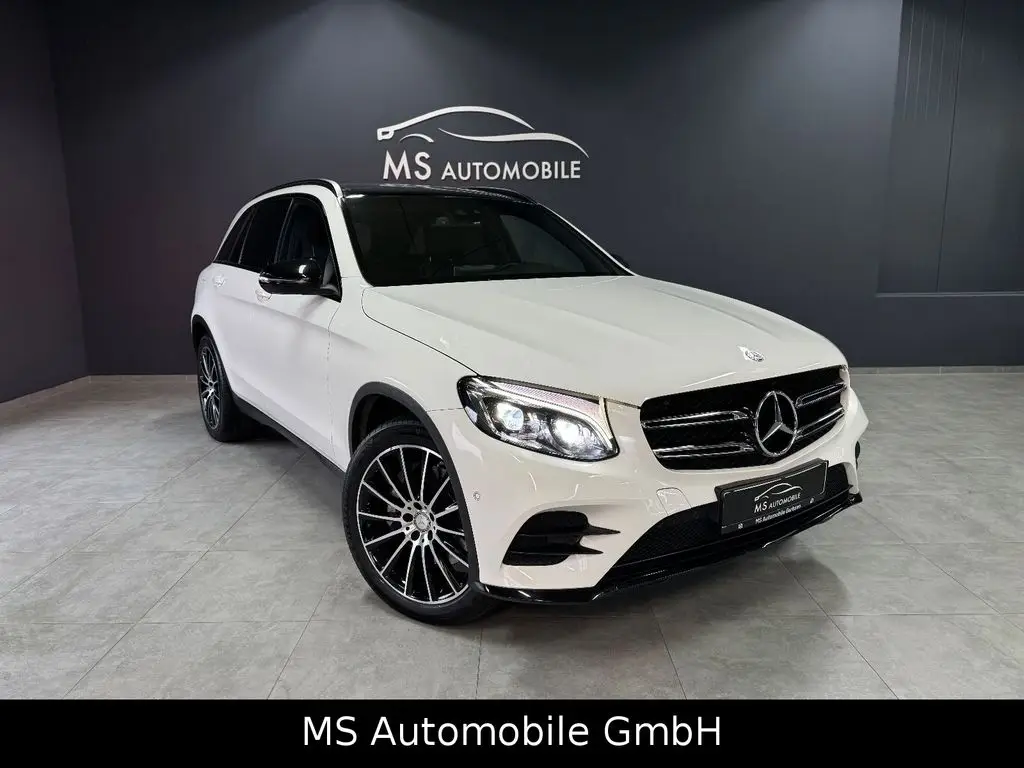 Photo 1 : Mercedes-benz Classe Glc 2016 Petrol