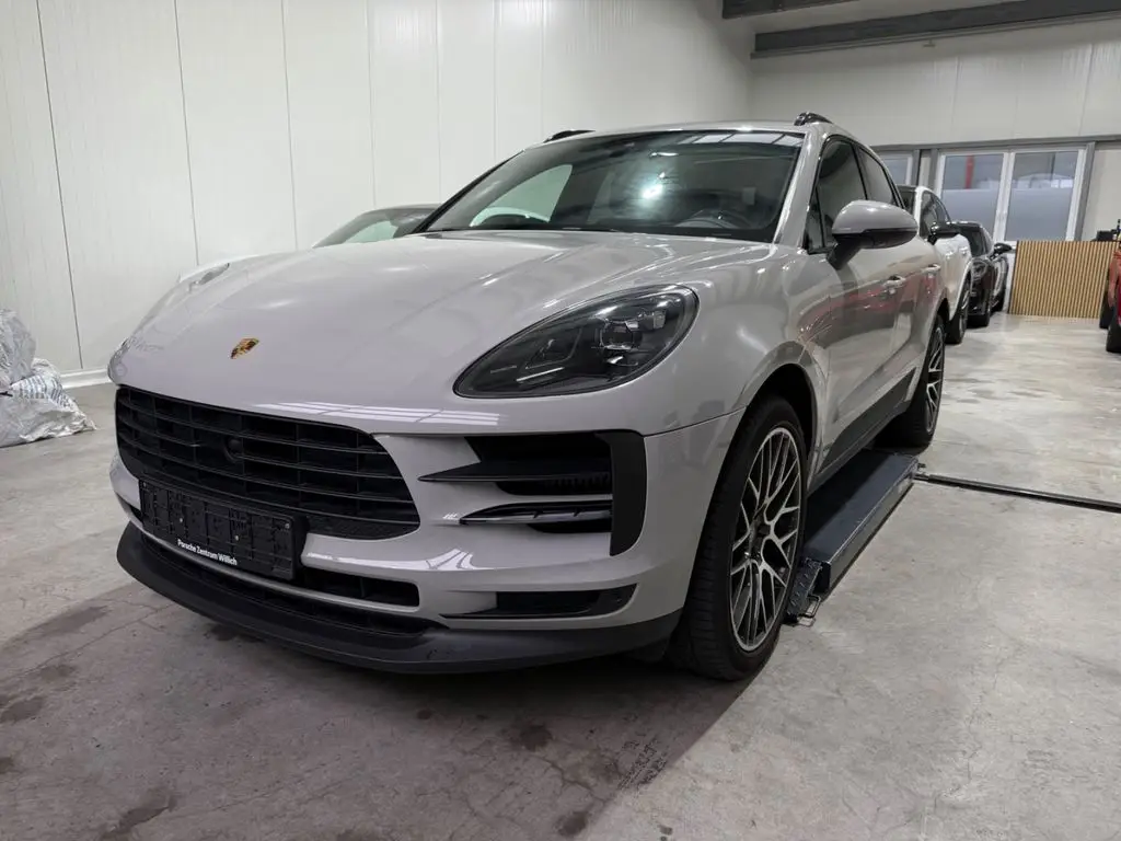 Photo 1 : Porsche Macan 2019 Petrol