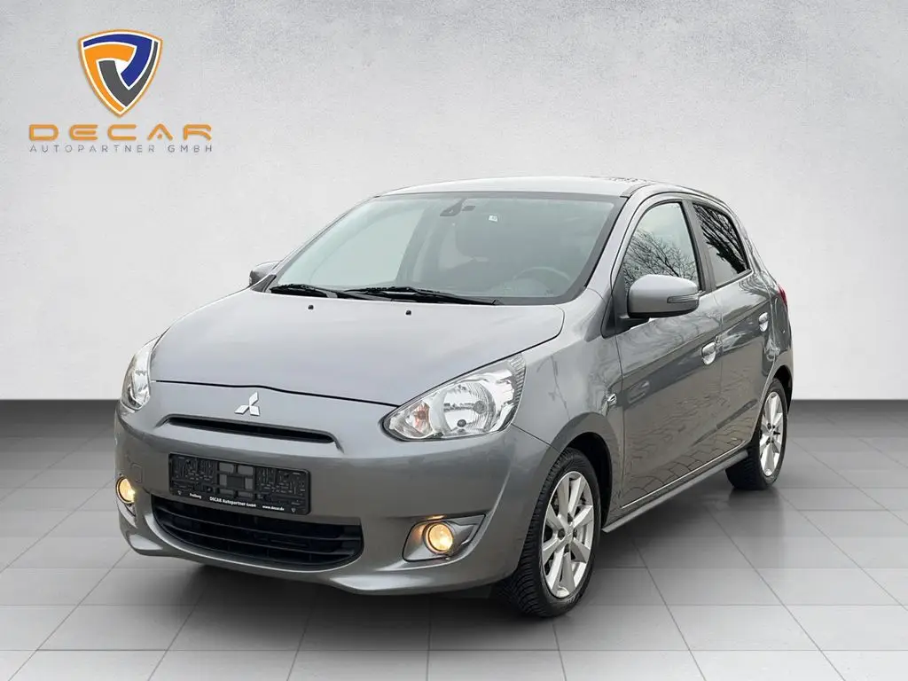 Photo 1 : Mitsubishi Space Star 2015 Petrol