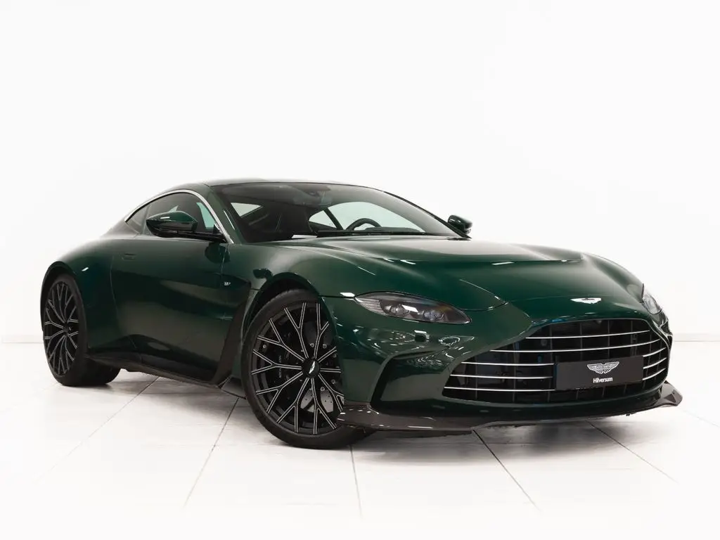 Photo 1 : Aston Martin V12 2023 Essence