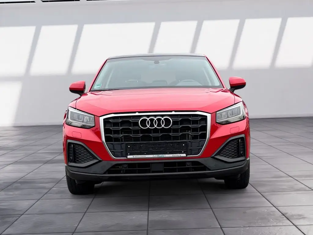 Photo 1 : Audi Q2 2022 Diesel