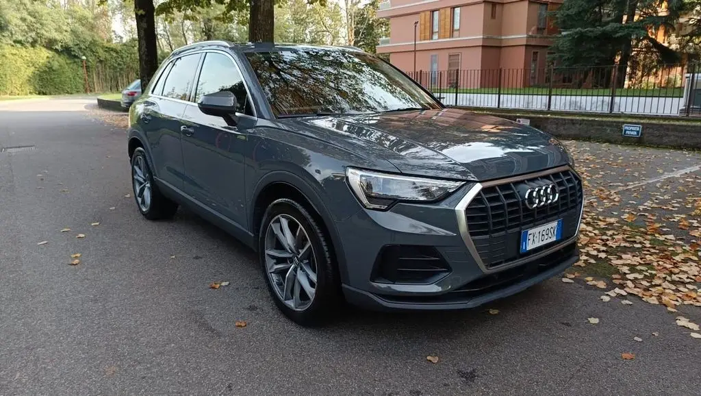 Photo 1 : Audi Q3 2019 Diesel