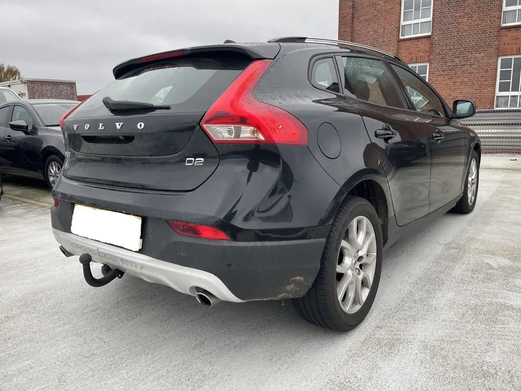 Photo 1 : Volvo V40 2018 Diesel