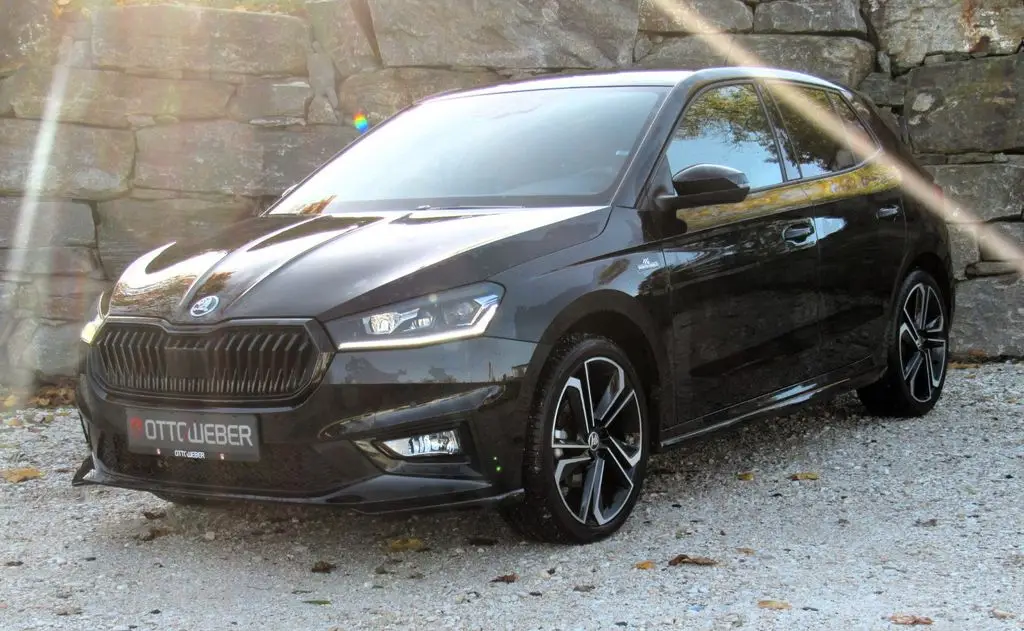 Photo 1 : Skoda Fabia 2023 Petrol