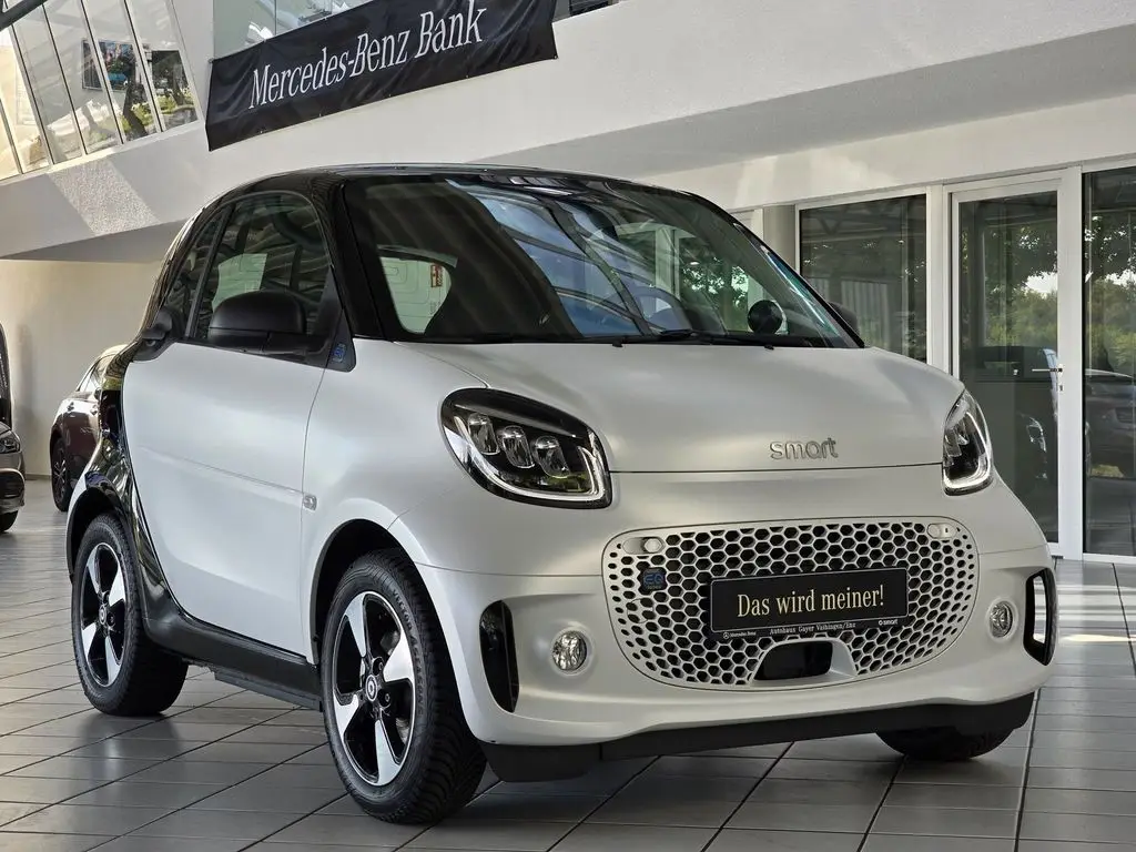 Photo 1 : Smart Fortwo 2023 Non renseigné