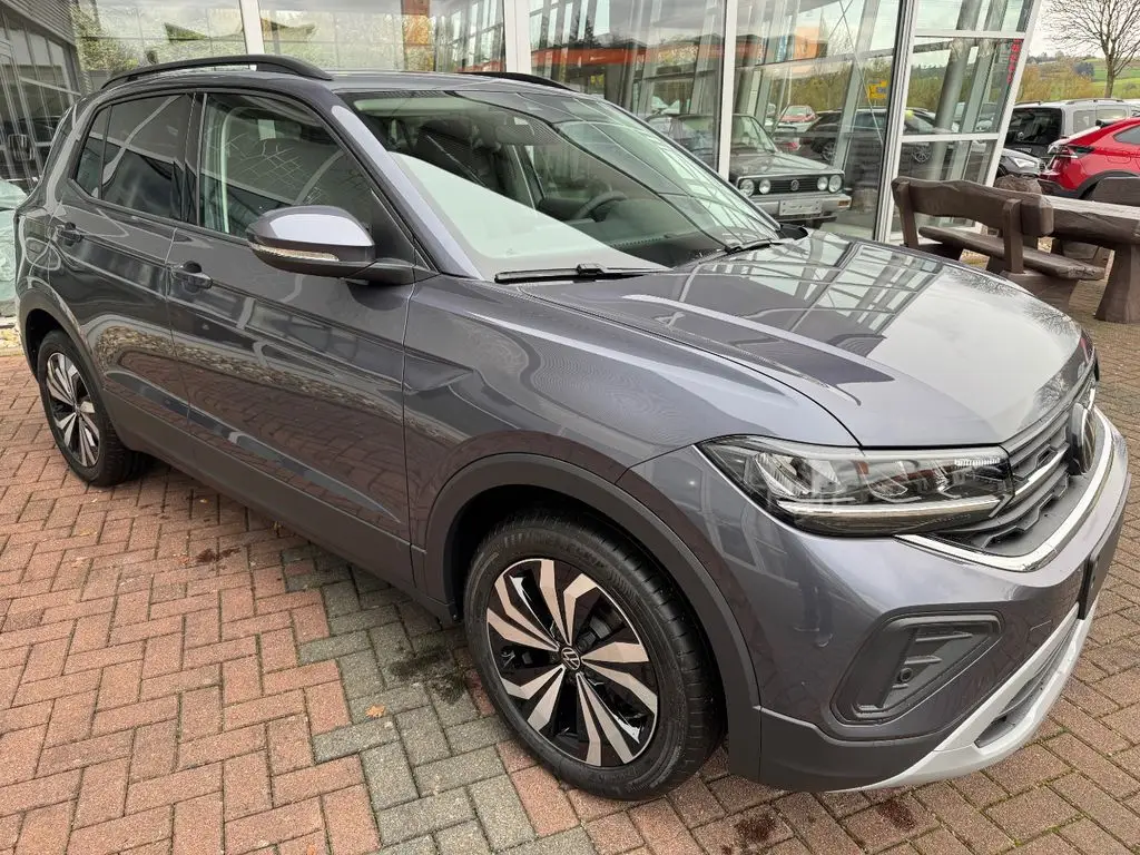 Photo 1 : Volkswagen T-cross 2024 Essence