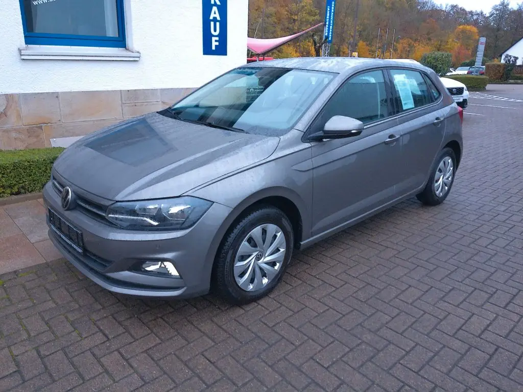 Photo 1 : Volkswagen Polo 2021 Essence