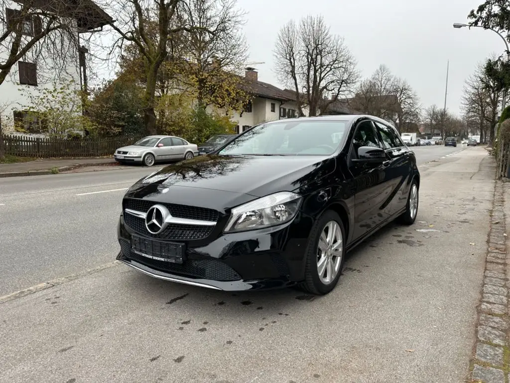 Photo 1 : Mercedes-benz Classe A 2016 Petrol