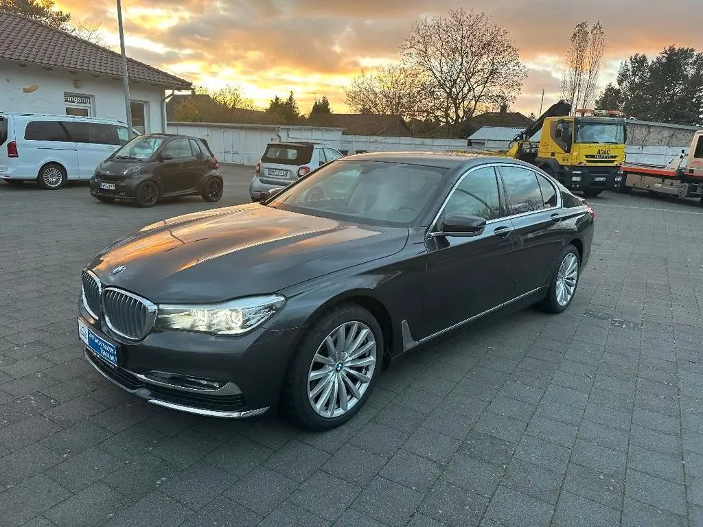 Photo 1 : Bmw Serie 7 2017 Diesel