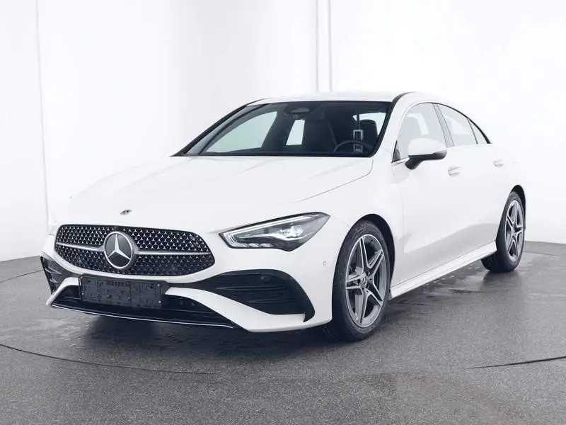 Photo 1 : Mercedes-benz Classe Cla 2024 Essence