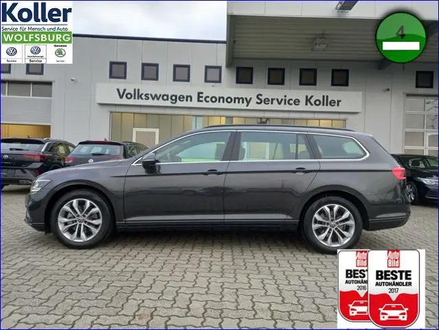 Photo 1 : Volkswagen Passat 2022 Essence