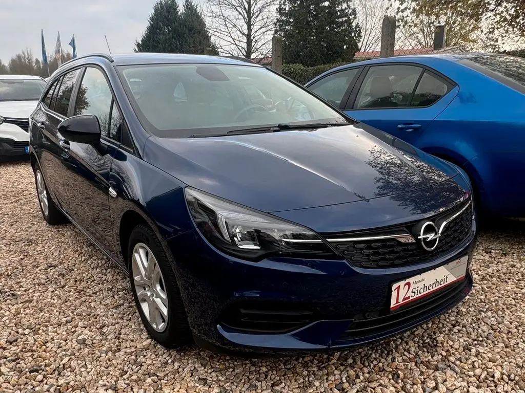 Photo 1 : Opel Astra 2021 Petrol