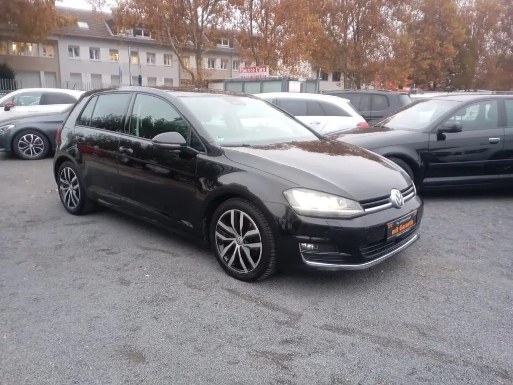 Photo 1 : Volkswagen Golf 2015 Petrol