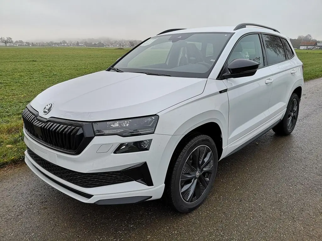 Photo 1 : Skoda Karoq 2024 Essence