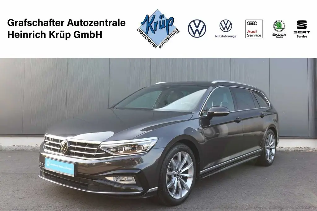 Photo 1 : Volkswagen Passat 2023 Essence