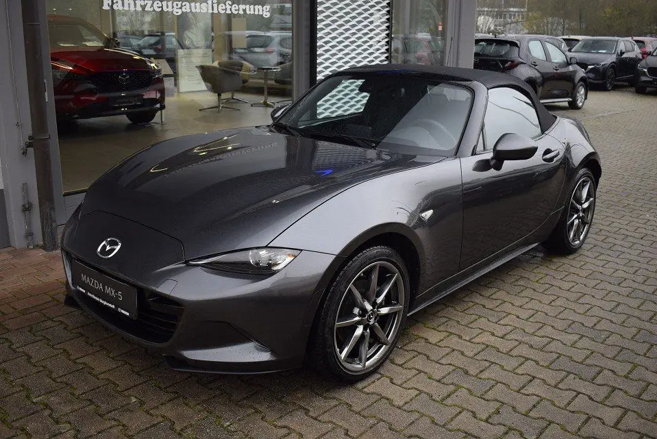 Photo 1 : Mazda Mx-5 2023 Petrol