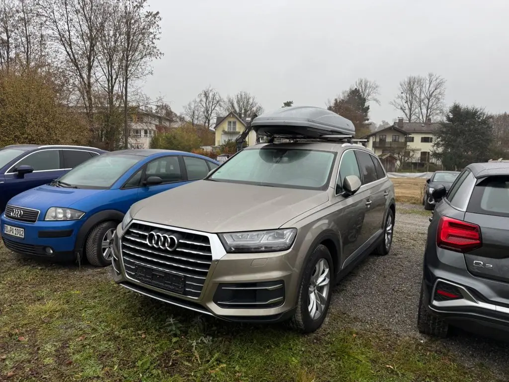 Photo 1 : Audi Q7 2015 Diesel