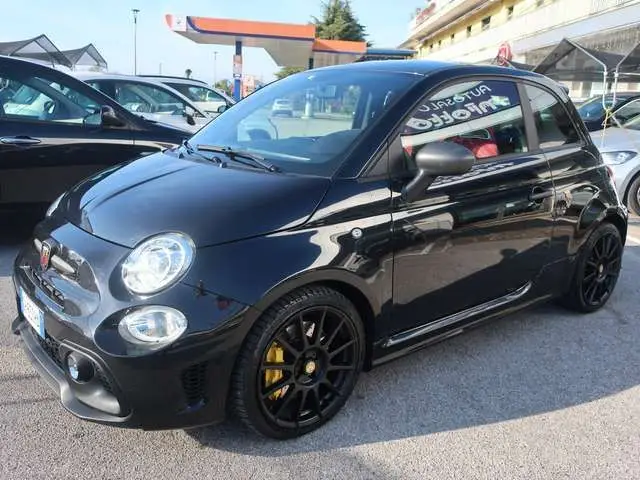 Photo 1 : Abarth 595 2022 Essence