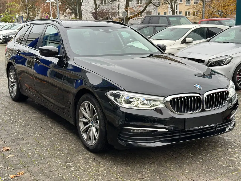 Photo 1 : Bmw Serie 5 2019 Petrol