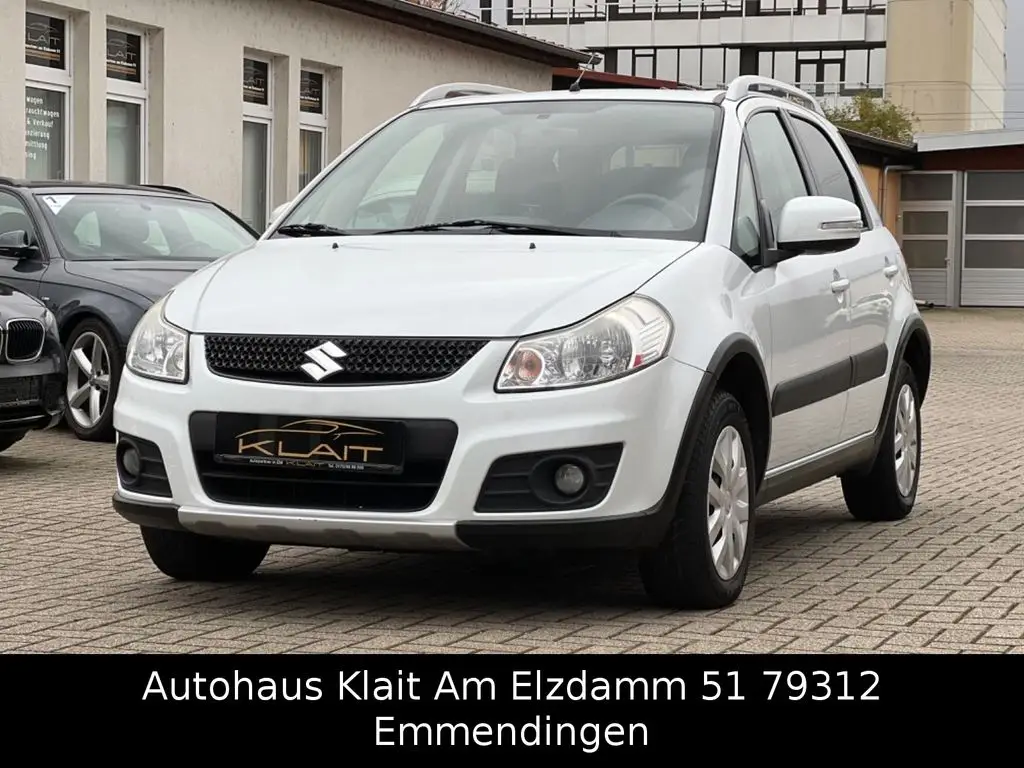 Photo 1 : Suzuki Sx4 2015 Petrol