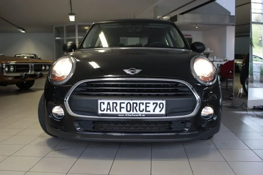 Photo 1 : Mini One 2016 Petrol