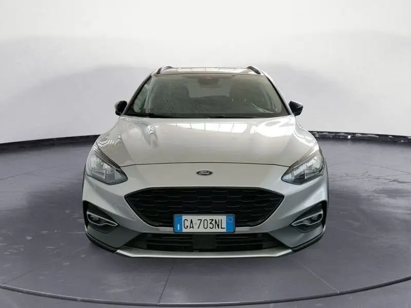 Photo 1 : Ford Focus 2020 Petrol