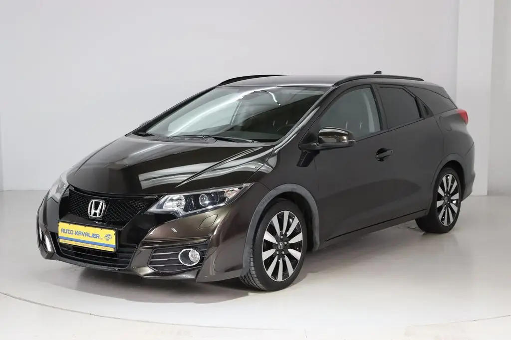 Photo 1 : Honda Civic 2015 Petrol