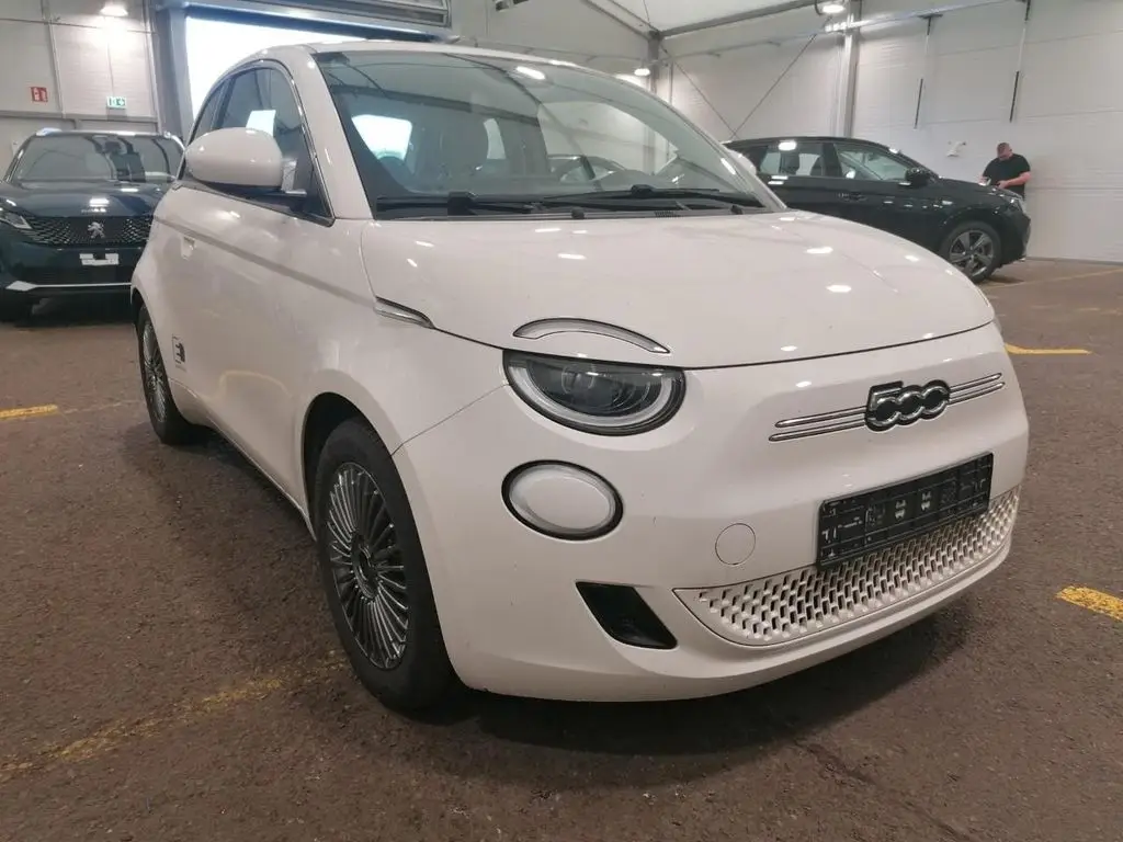 Photo 1 : Fiat 500 2021 Non renseigné