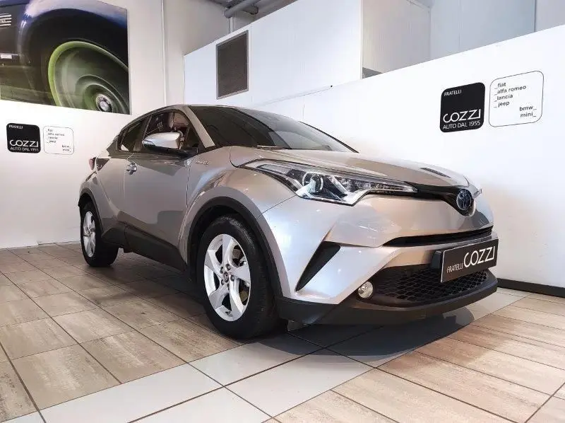 Photo 1 : Toyota C-hr 2019 Hybride