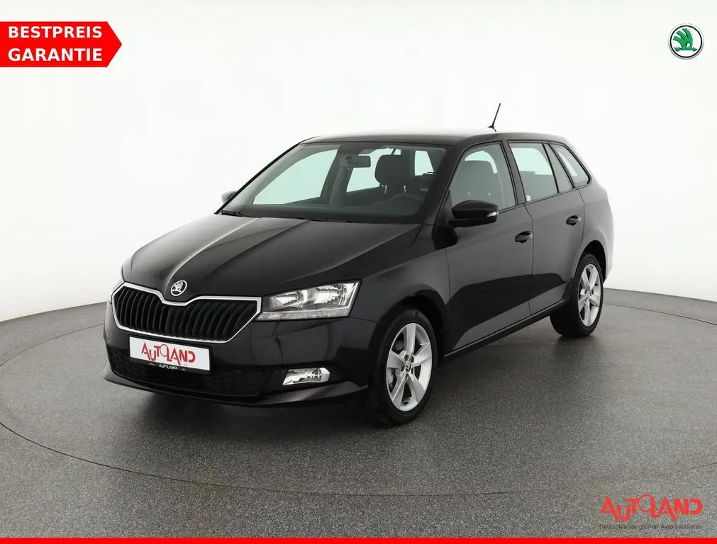 Photo 1 : Skoda Fabia 2019 Essence