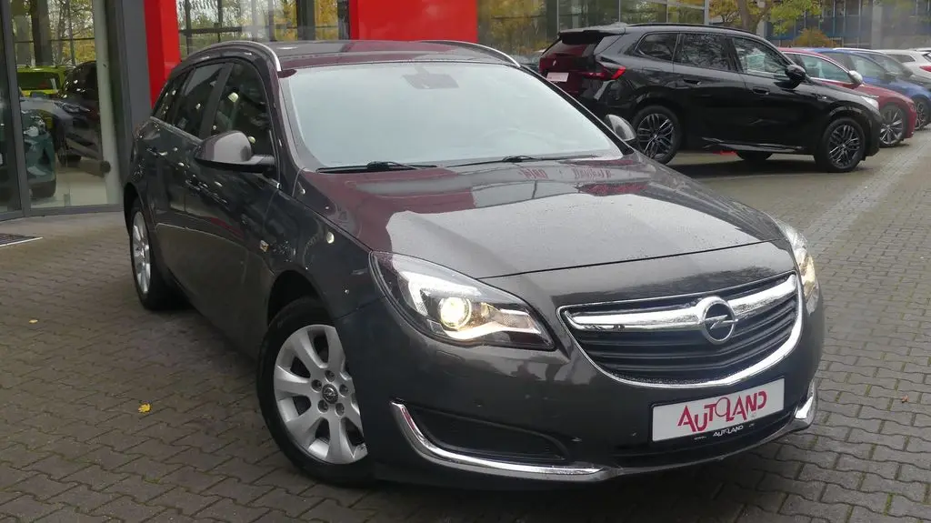 Photo 1 : Opel Insignia 2015 Petrol