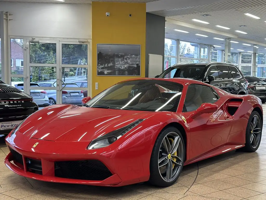 Photo 1 : Ferrari 488 2018 Essence