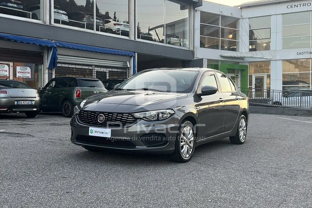 Photo 1 : Fiat Tipo 2018 Essence