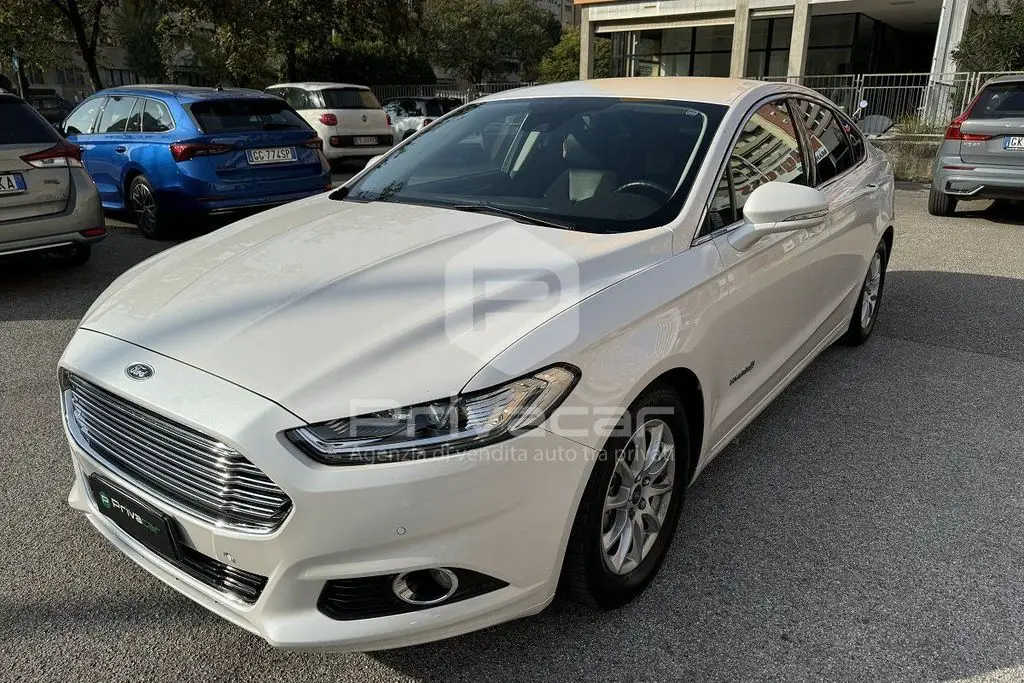 Photo 1 : Ford Mondeo 2016 Hybride