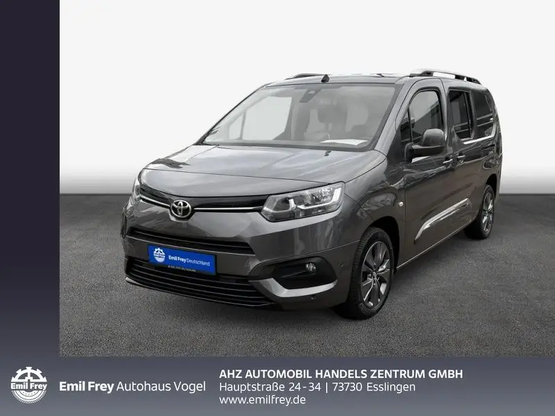 Photo 1 : Toyota Proace 2021 Petrol