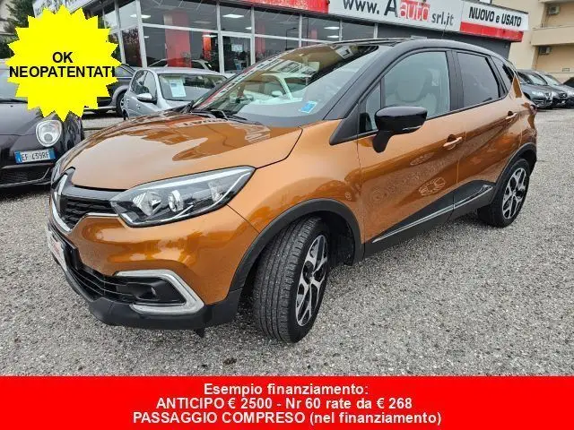 Photo 1 : Renault Captur 2019 Essence