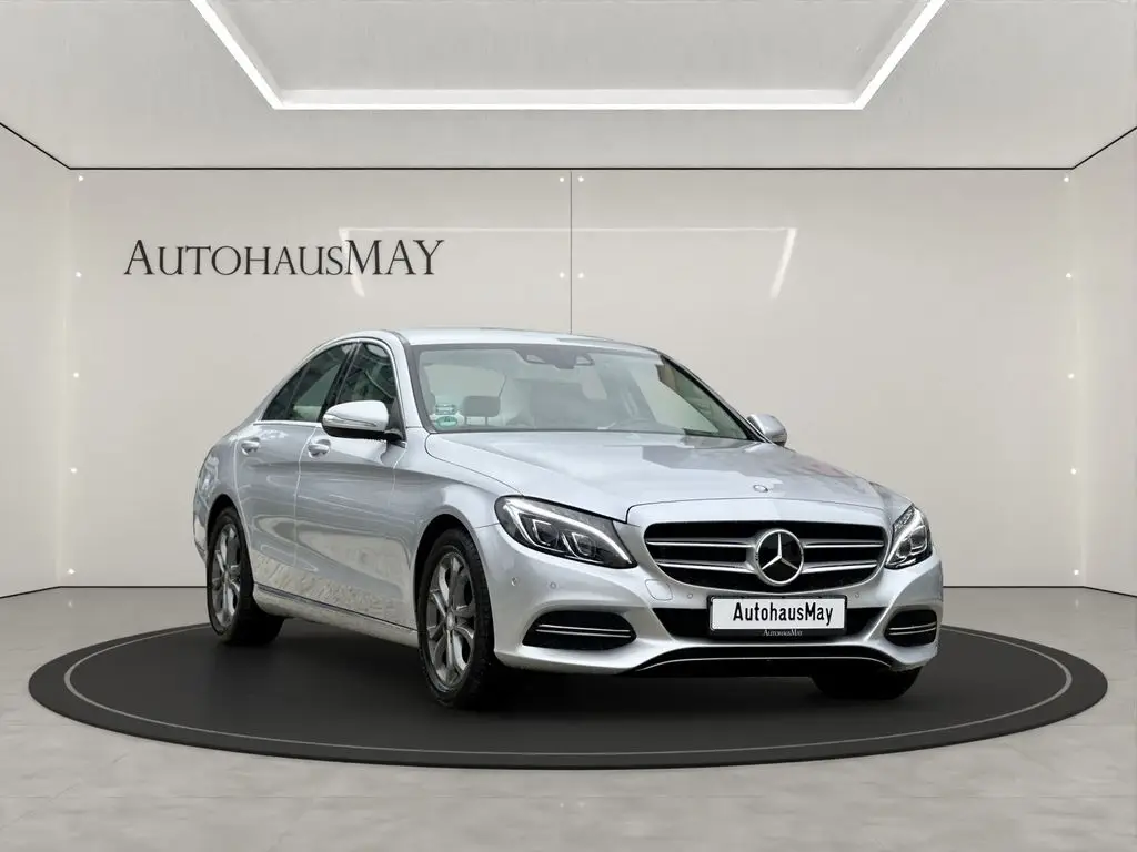 Photo 1 : Mercedes-benz Classe C 2015 Petrol