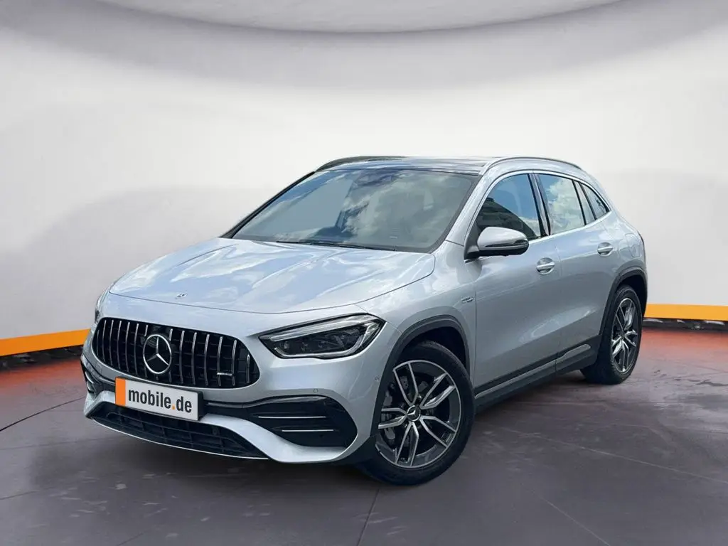 Photo 1 : Mercedes-benz Classe Gla 2022 Petrol