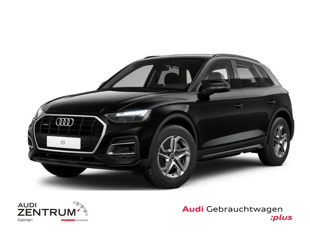 Photo 1 : Audi Q5 2022 Essence