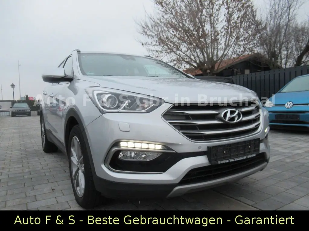 Photo 1 : Hyundai Santa Fe 2018 Diesel