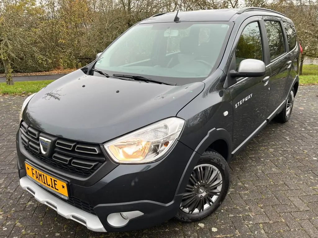 Photo 1 : Dacia Lodgy 2020 Petrol