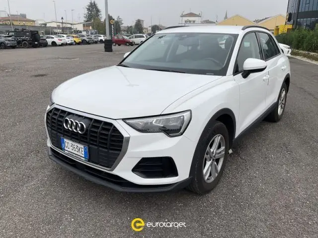 Photo 1 : Audi Q3 2020 Essence