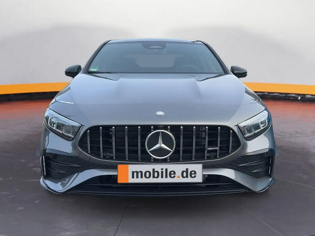 Photo 1 : Mercedes-benz Classe A 2023 Petrol