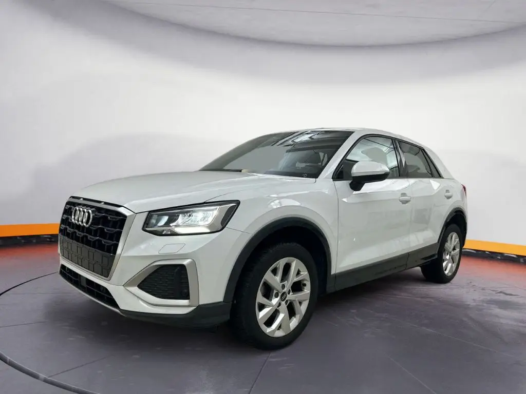 Photo 1 : Audi Q2 2022 Petrol