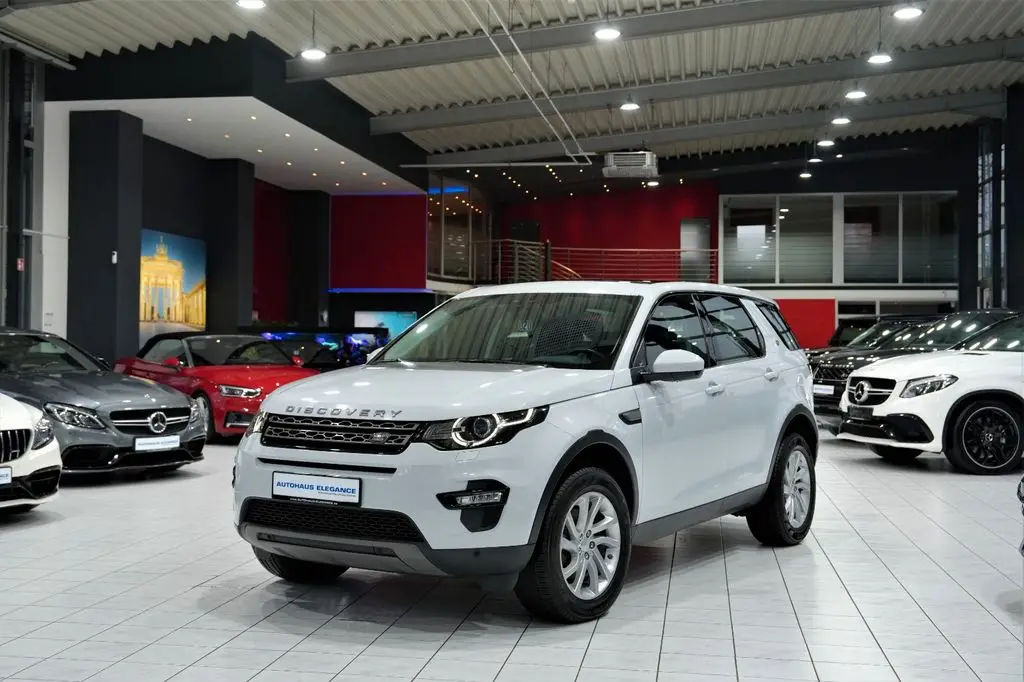 Photo 1 : Land Rover Discovery 2018 Essence