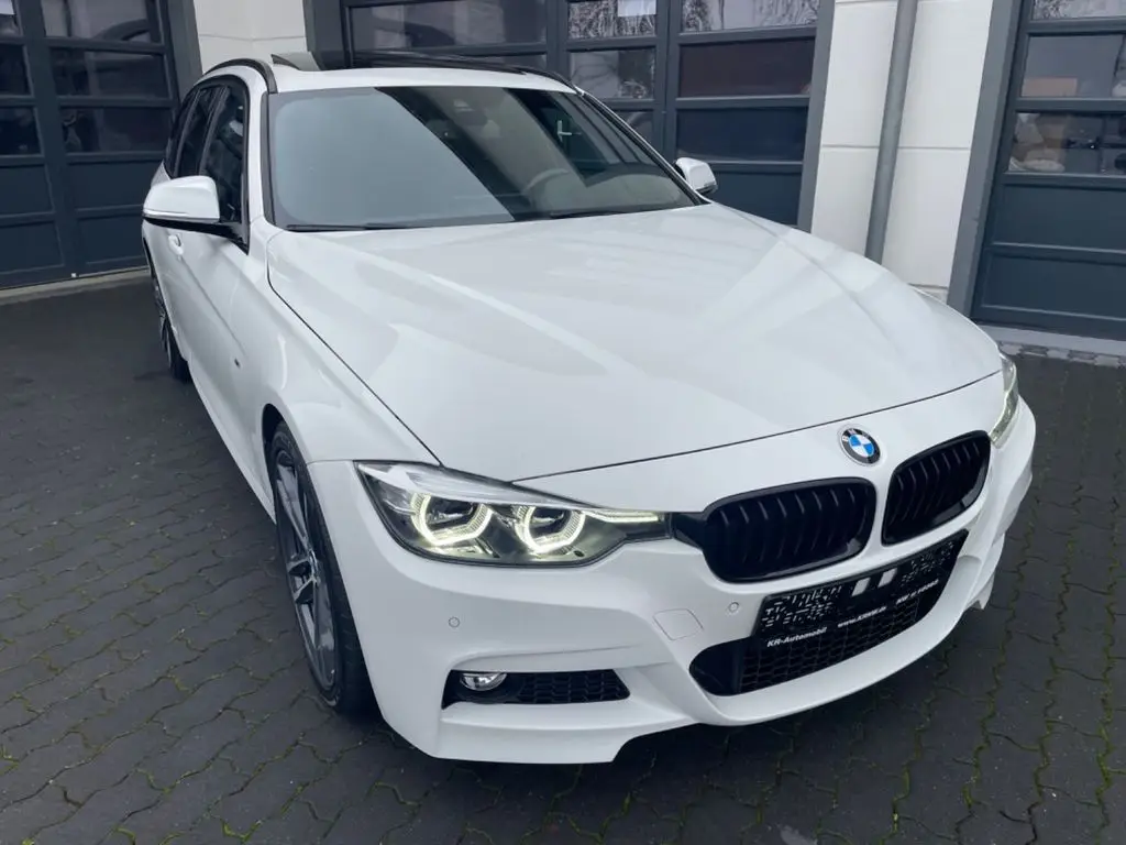 Photo 1 : Bmw Serie 3 2019 Essence