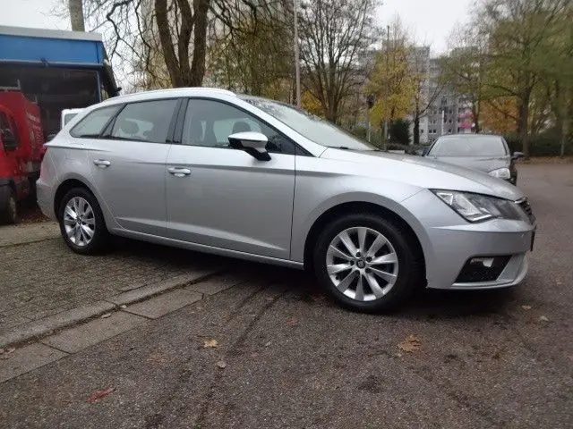 Photo 1 : Seat Leon 2017 Essence