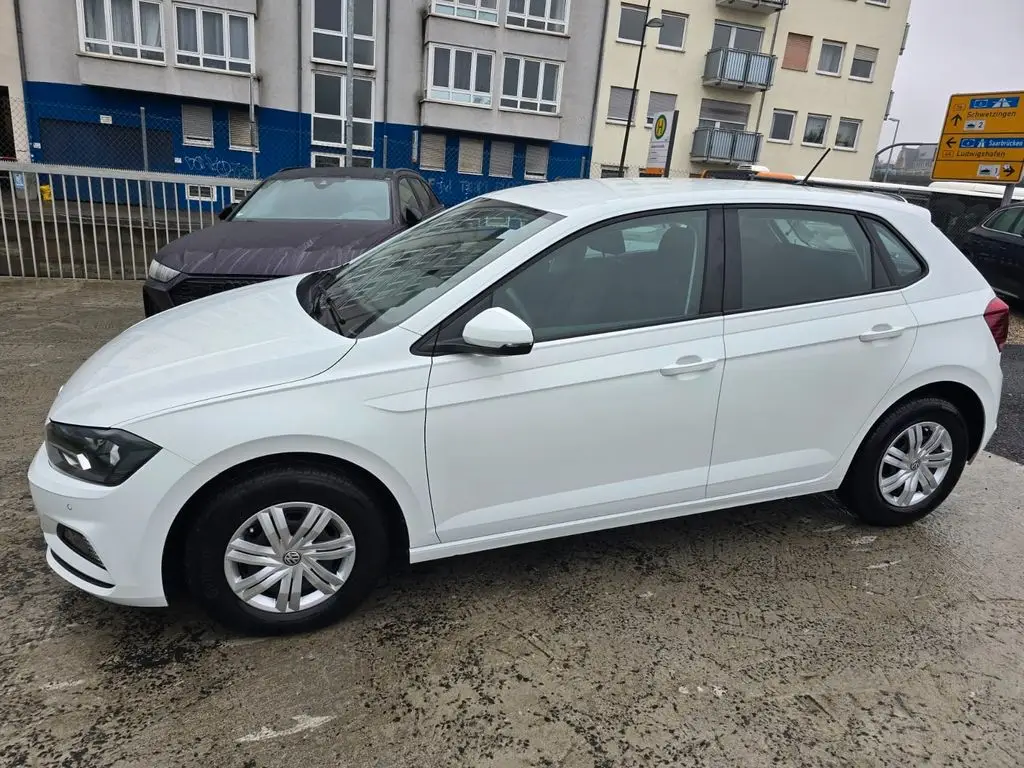 Photo 1 : Volkswagen Polo 2020 Essence